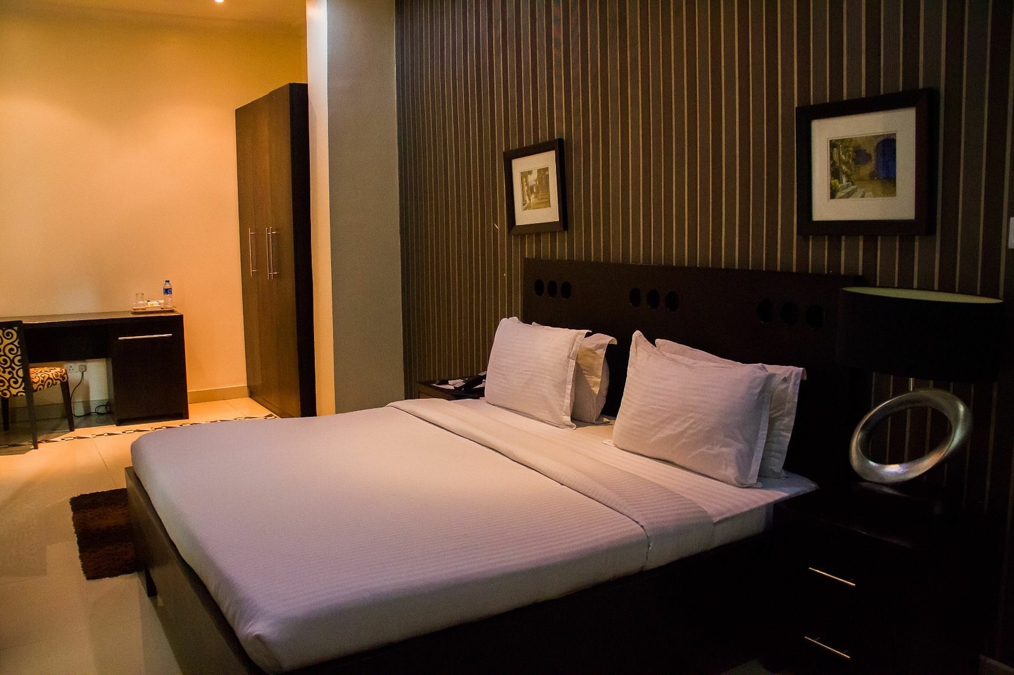 Villa Angelia Boutique Hotel Ikoyi Kültér fotó
