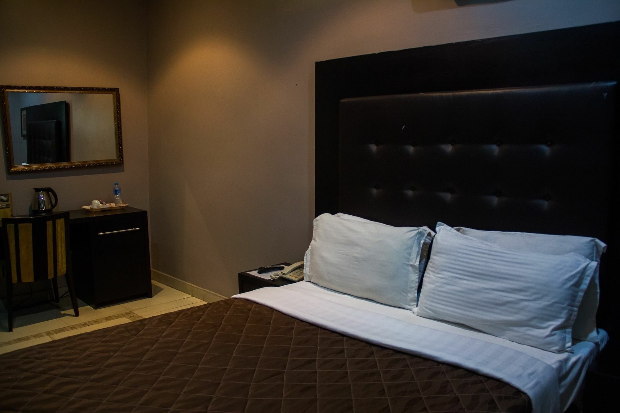 Villa Angelia Boutique Hotel Ikoyi Kültér fotó
