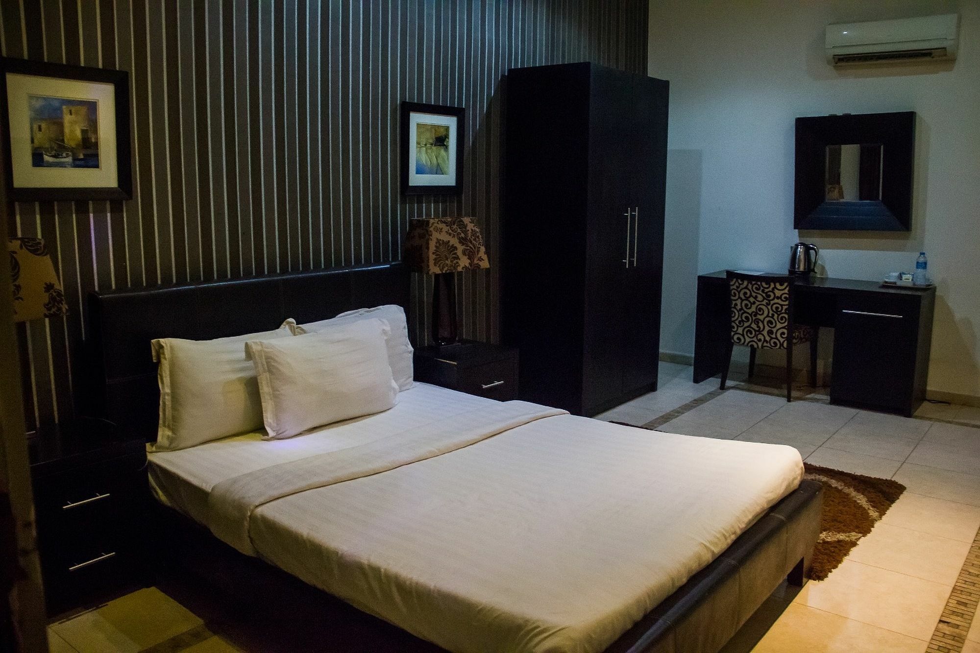 Villa Angelia Boutique Hotel Ikoyi Kültér fotó